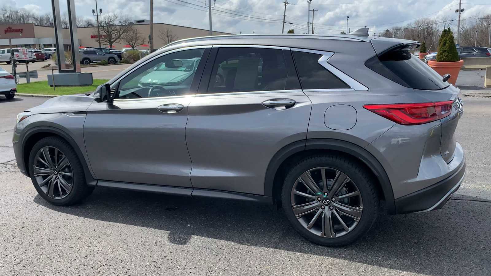 Used 2020 INFINITI QX50 Essential w/ Edition 30 Package image 6