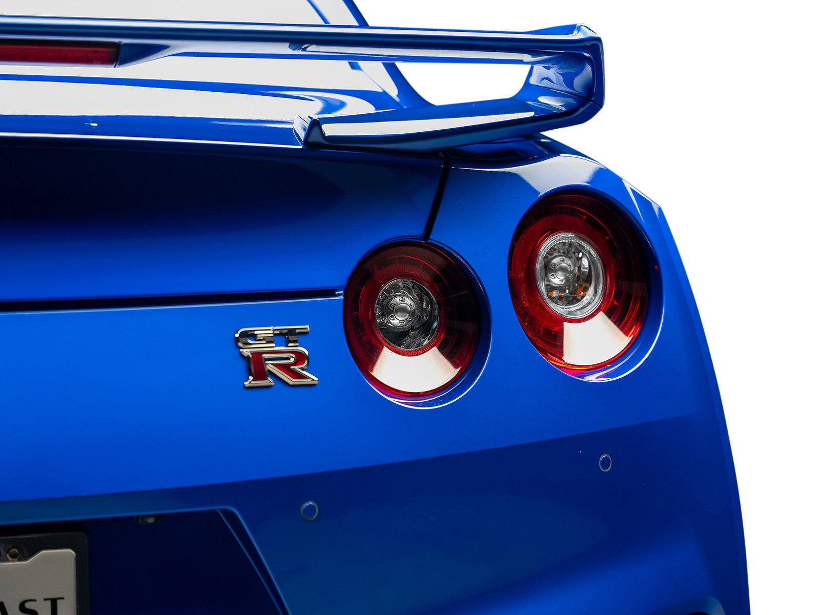Used 2024 Nissan GT-R AWD/4WD image 13