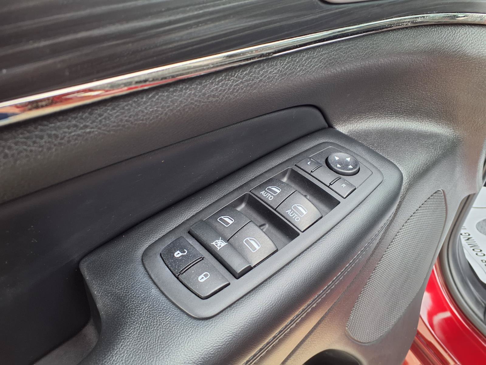 Used 2020 Jeep Grand Cherokee Limited X RWD image 13