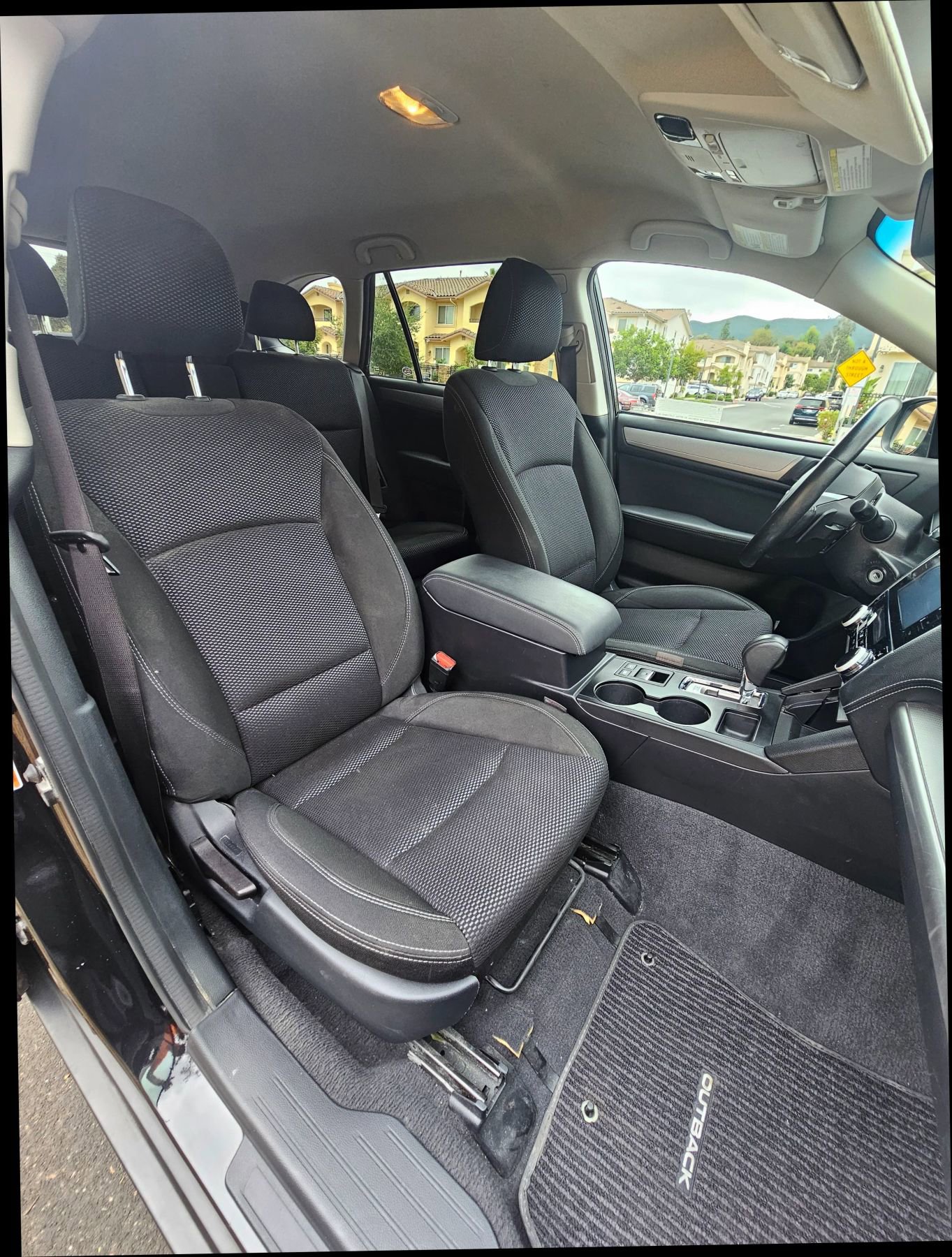 Used 2019 Subaru Outback 2.5i Premium image 23