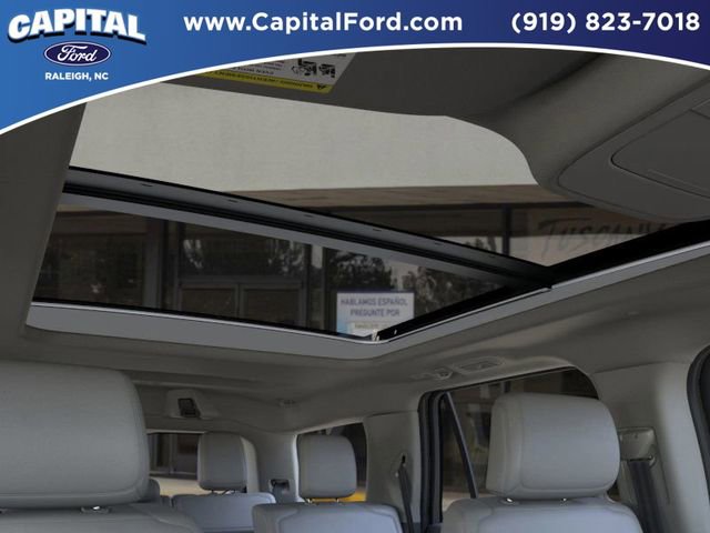 New 2026 Ford Expedition Active image 22