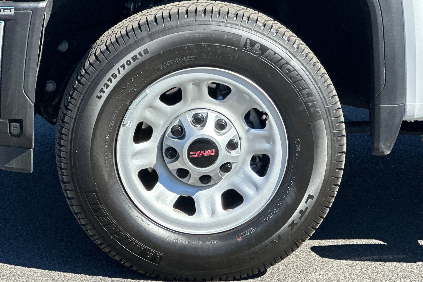 Used 2024 GMC Sierra 2500 Pro image 30