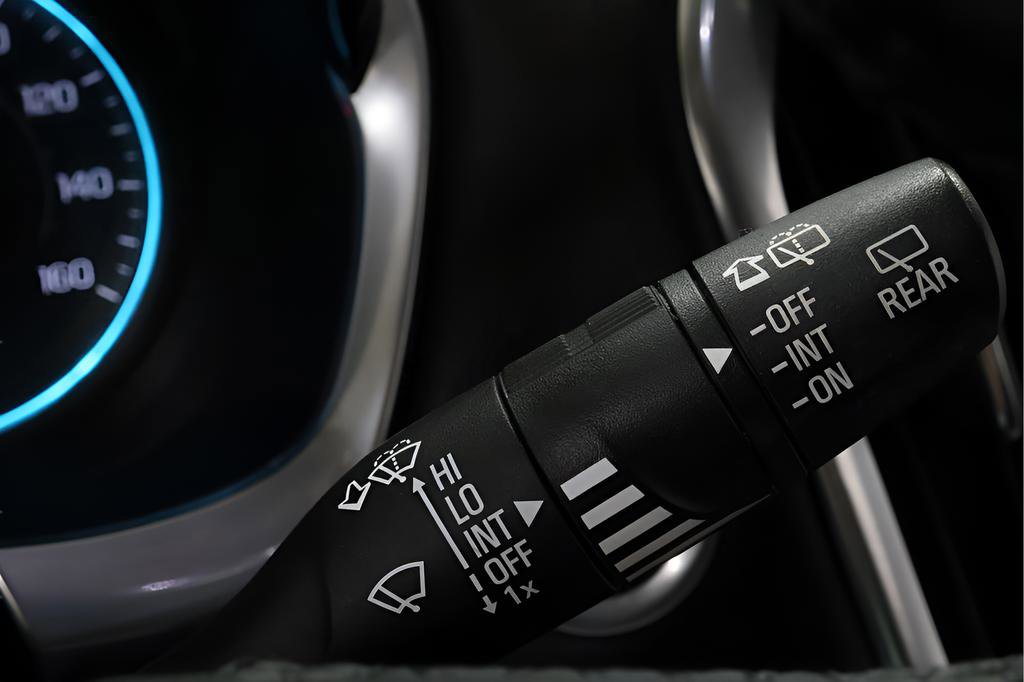 Used 2019 Chevrolet Traverse LT FWD image 17