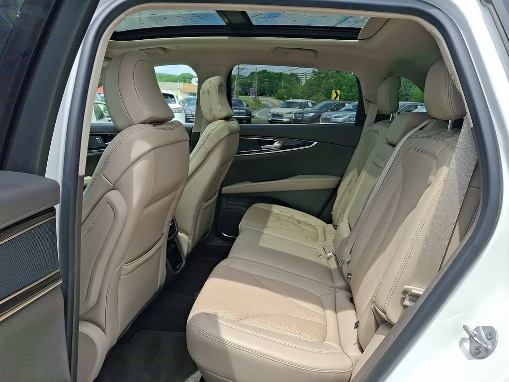 Certified 2023 Lincoln Nautilus Reserve AWD/4WD image 10