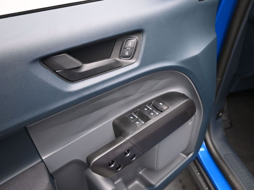 New 2026 Ford Maverick XL FWD image 9