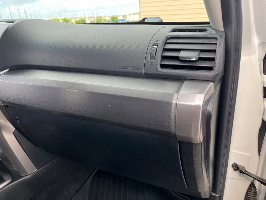 Used 2021 Toyota 4Runner SR5 AWD/4WD image 29