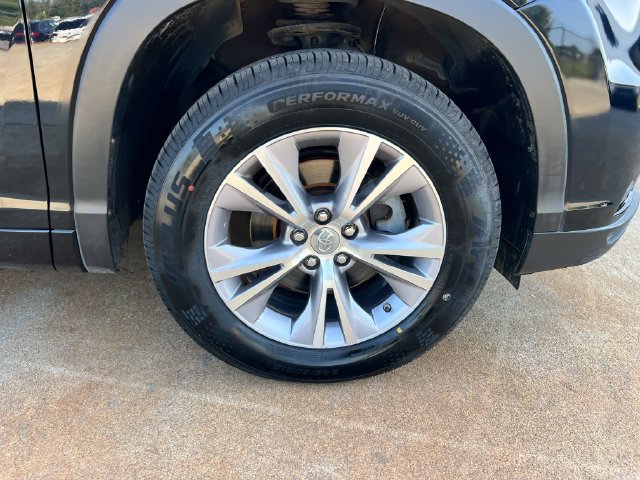 Used 2014 Toyota Highlander XLE FWD image 25