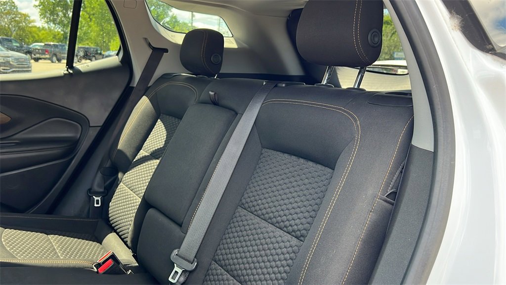 Used 2020 GMC Terrain SLE image 32