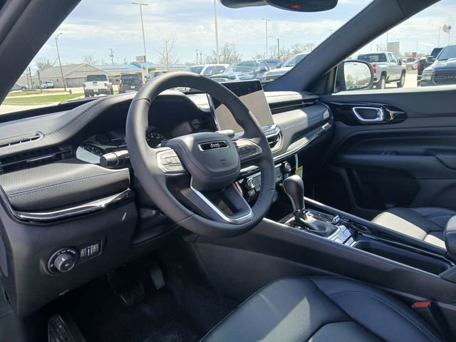 New 2026 Jeep Compass Limited image 9