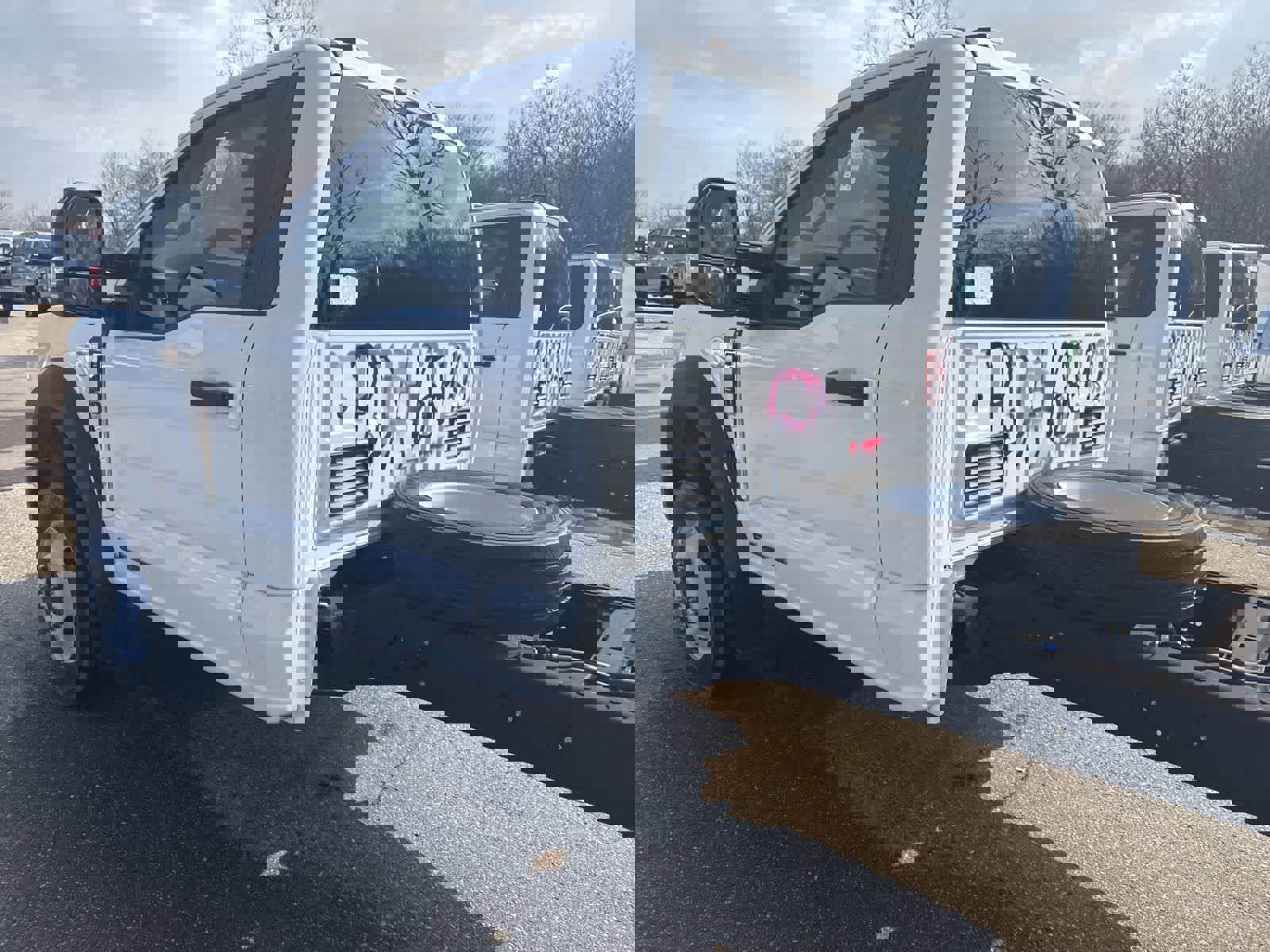 New 2023 Ford F450 XLT w/ XLT Value Package image 5