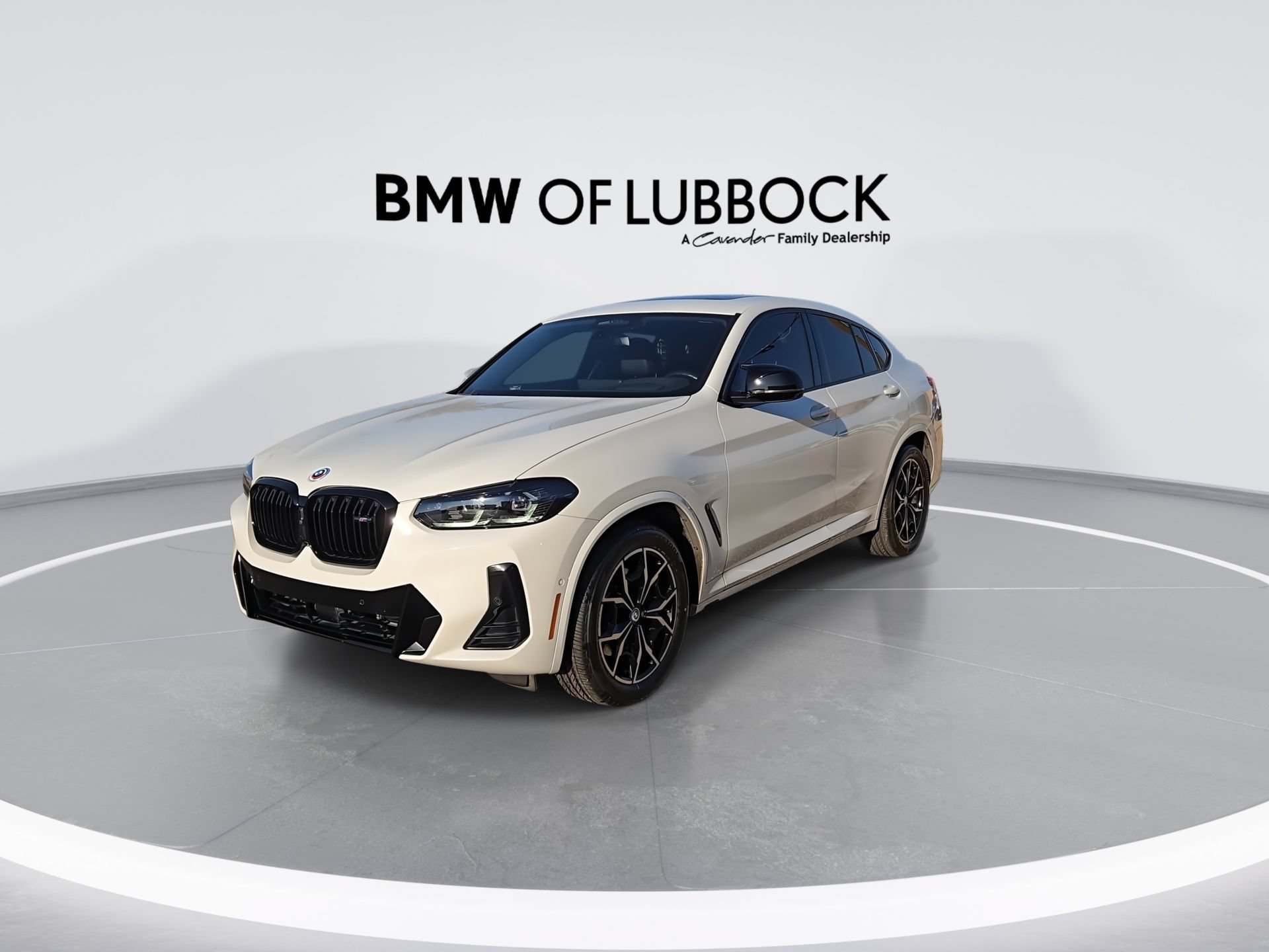 Used 2023 BMW X4 M40i AWD/4WD image 3