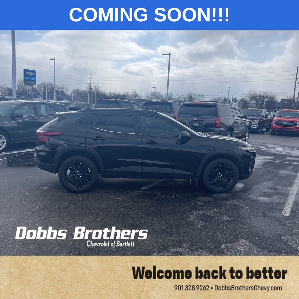 Used 2024 Chevrolet Trax ACTIV w/ Sunroof Package image 8