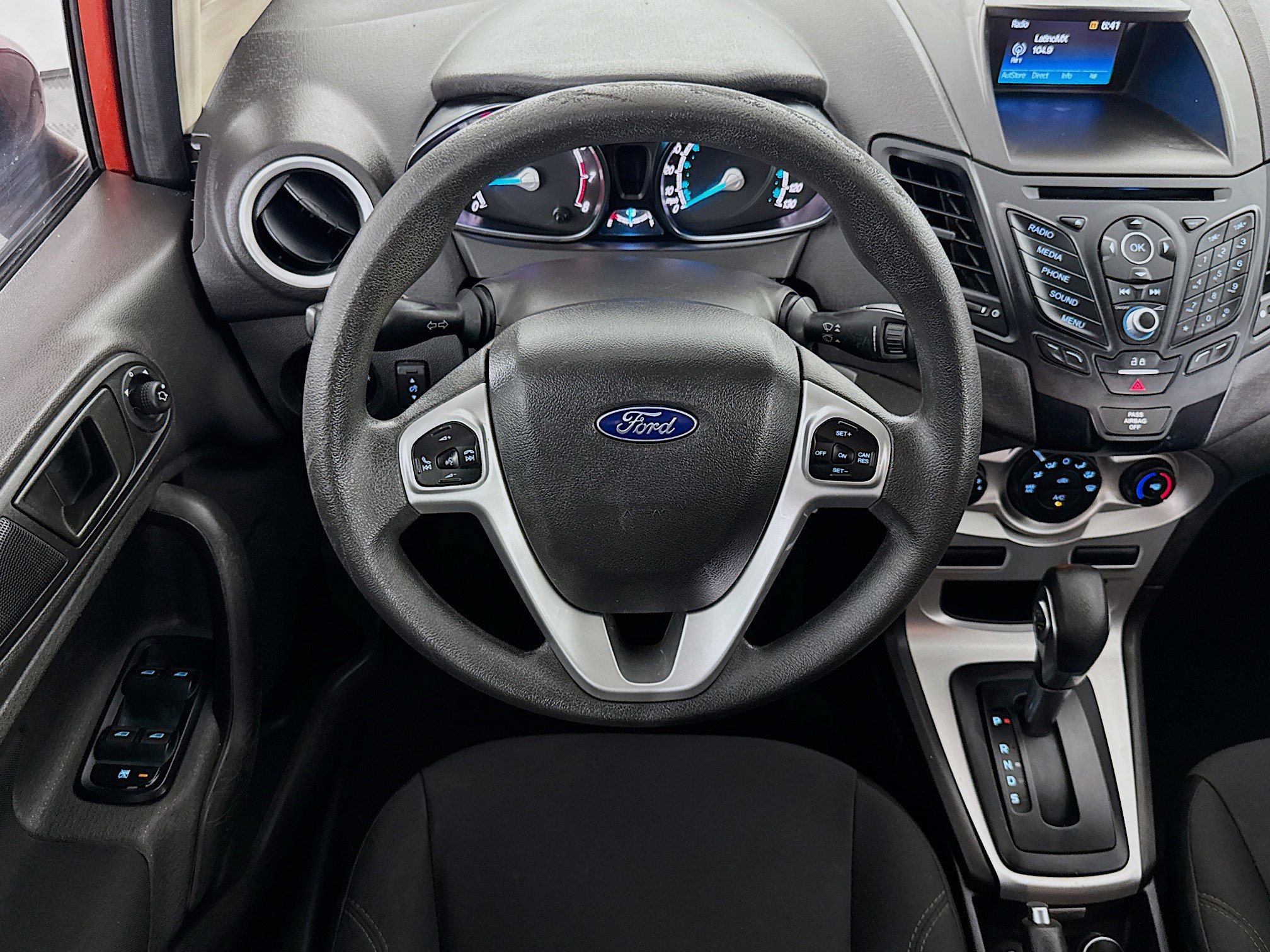 Used 2019 Ford Fiesta SE FWD image 16
