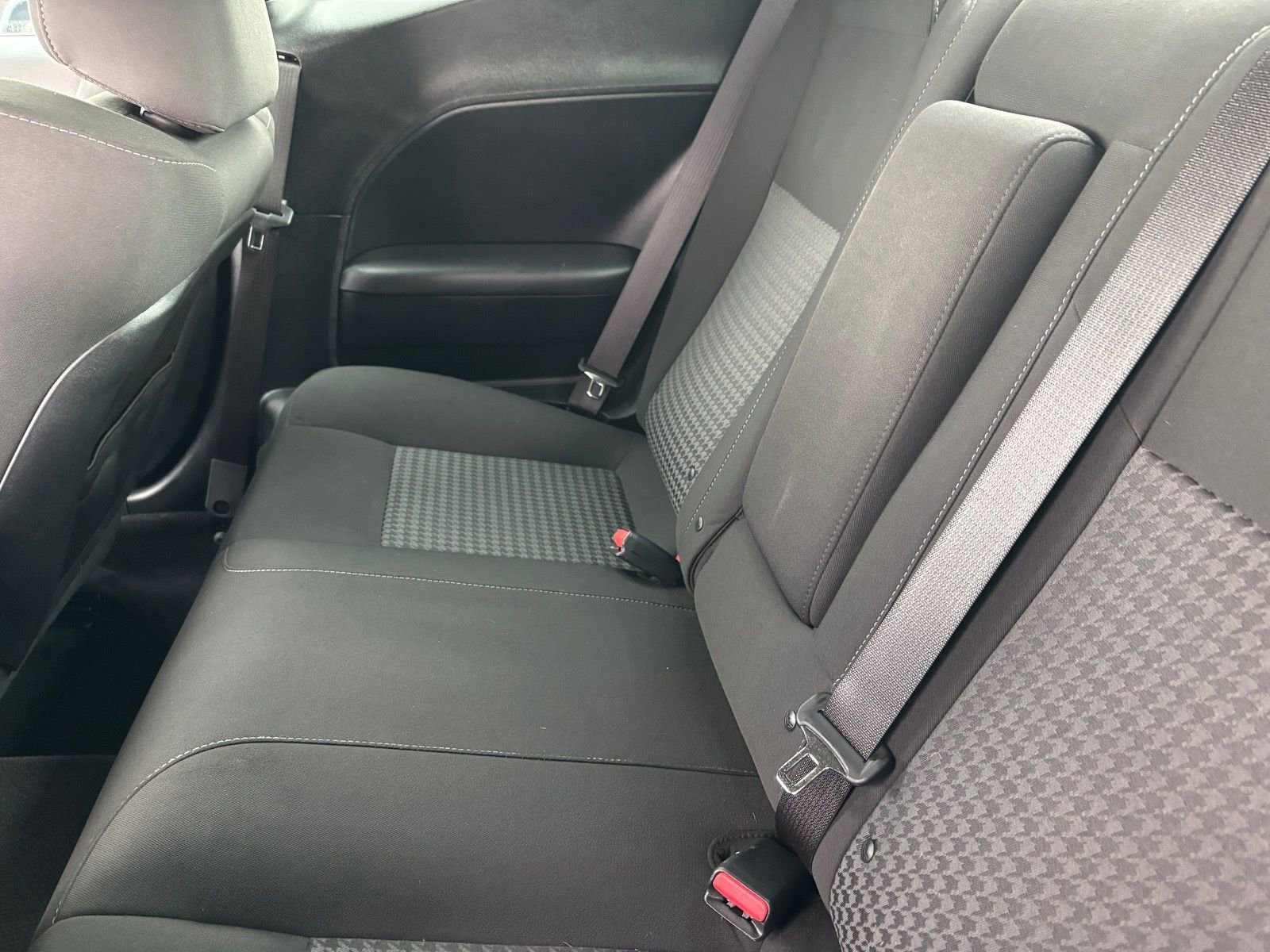 Used 2022 Dodge Challenger GT w/ Driver Convenience Group image 17