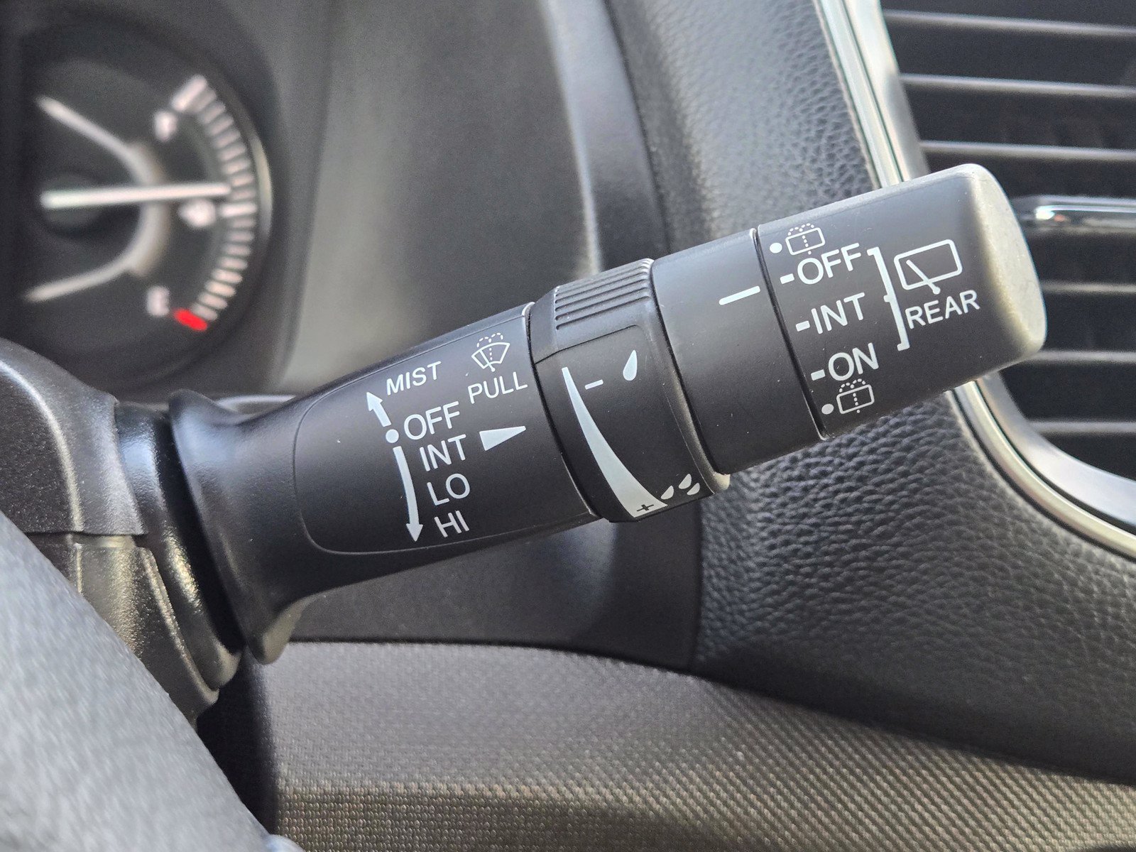 Certified 2025 Honda Passport TrailSport image 24