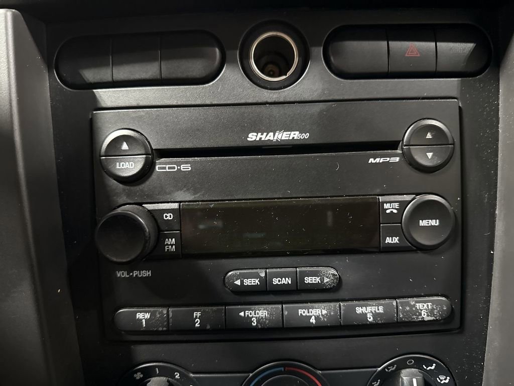 Used 2006 Ford Mustang Convertible image 14