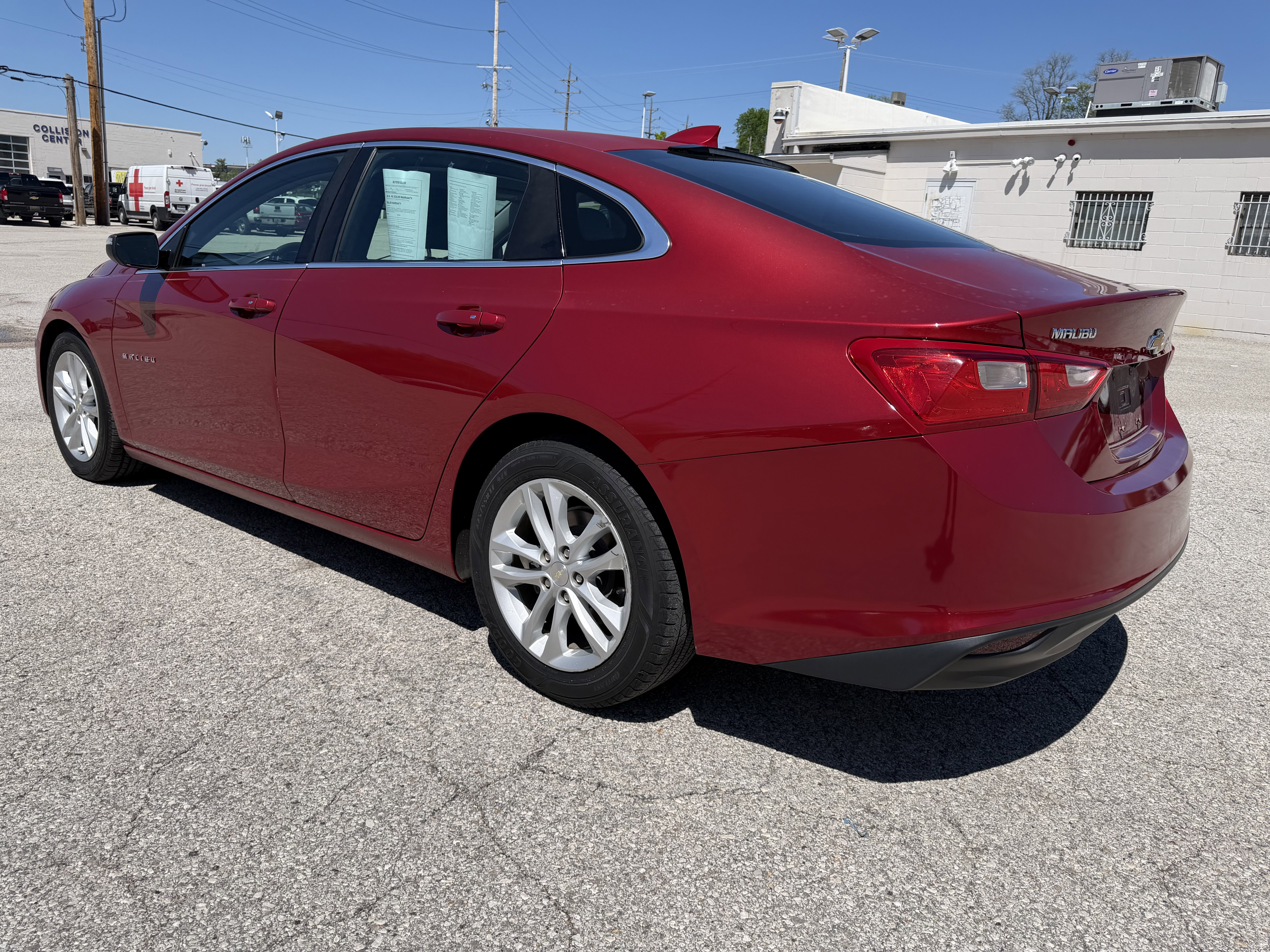 Used 2016 Chevrolet Malibu LT w/ Leather Package FWD image 5