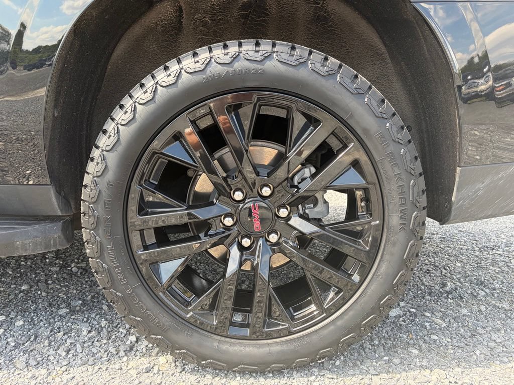 Used 2025 GMC Yukon XL Elevation AWD/4WD image 7
