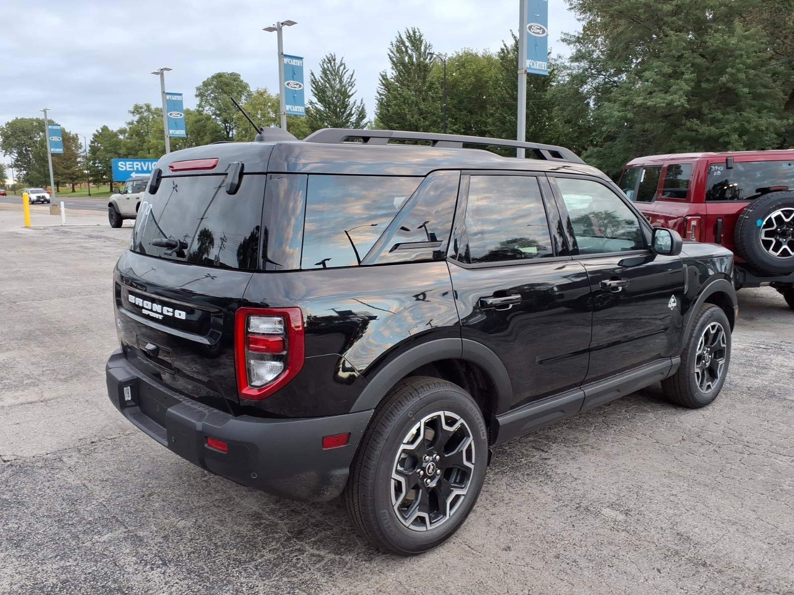 New 2026 Ford Bronco Sport Outer Banks AWD/4WD image 3