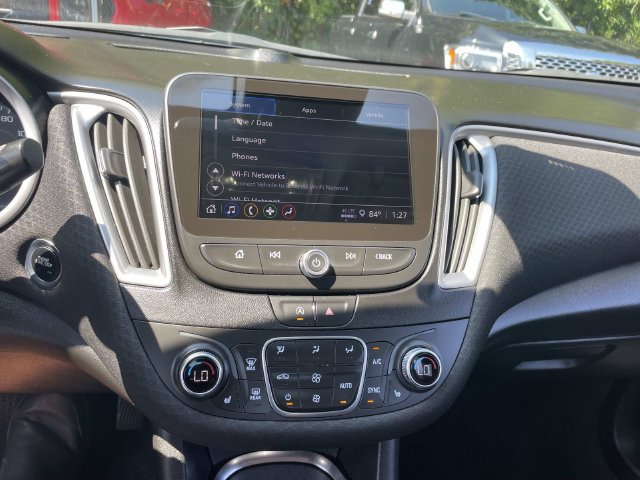 Used 2025 Chevrolet Malibu LT FWD image 26