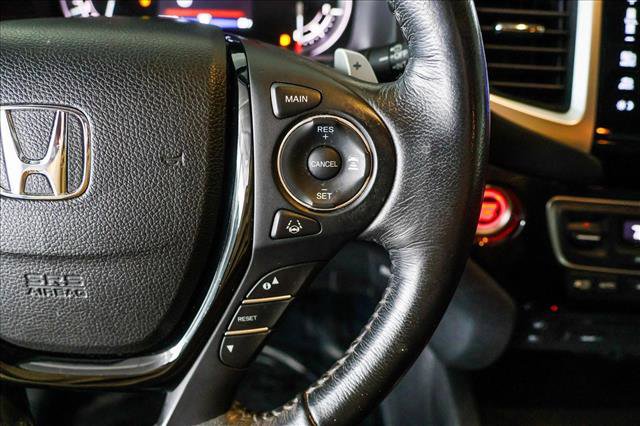 Used 2017 Honda Pilot Elite image 16