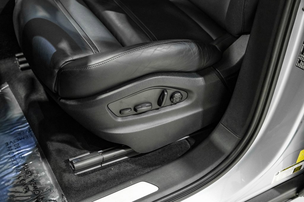 Used 2023 Porsche Cayenne image 30