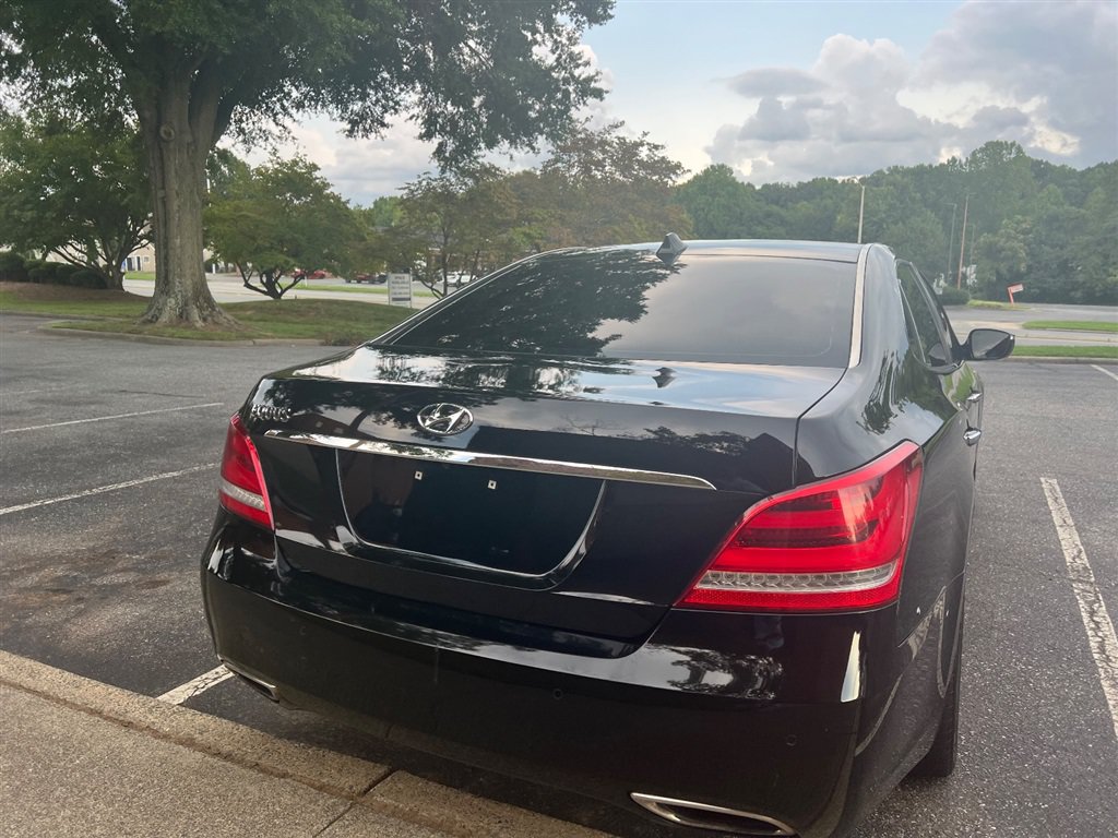 Used 2015 Hyundai Equus Signature RWD image 15