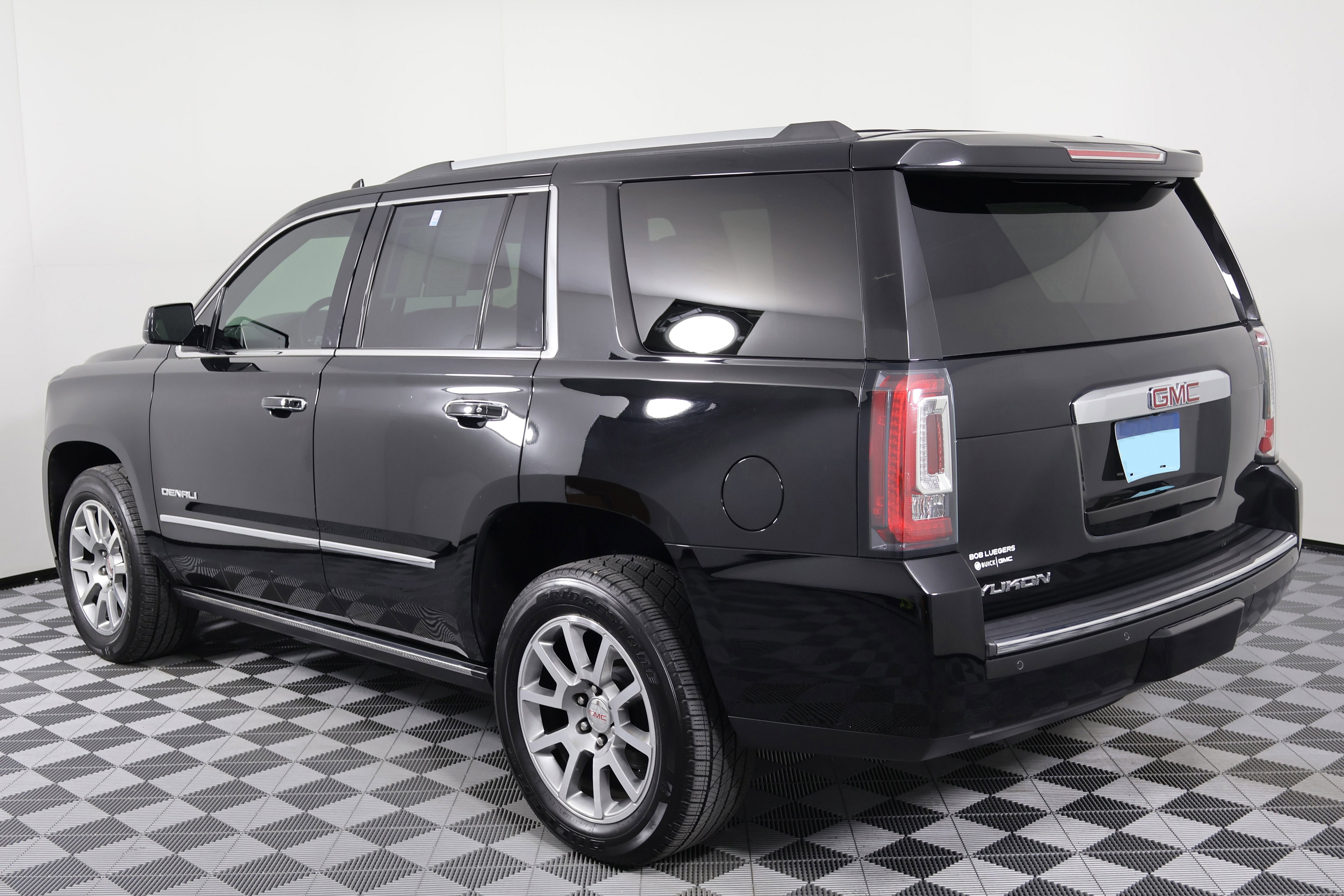 Used 2020 GMC Yukon Denali w/ Open Road Package image 38