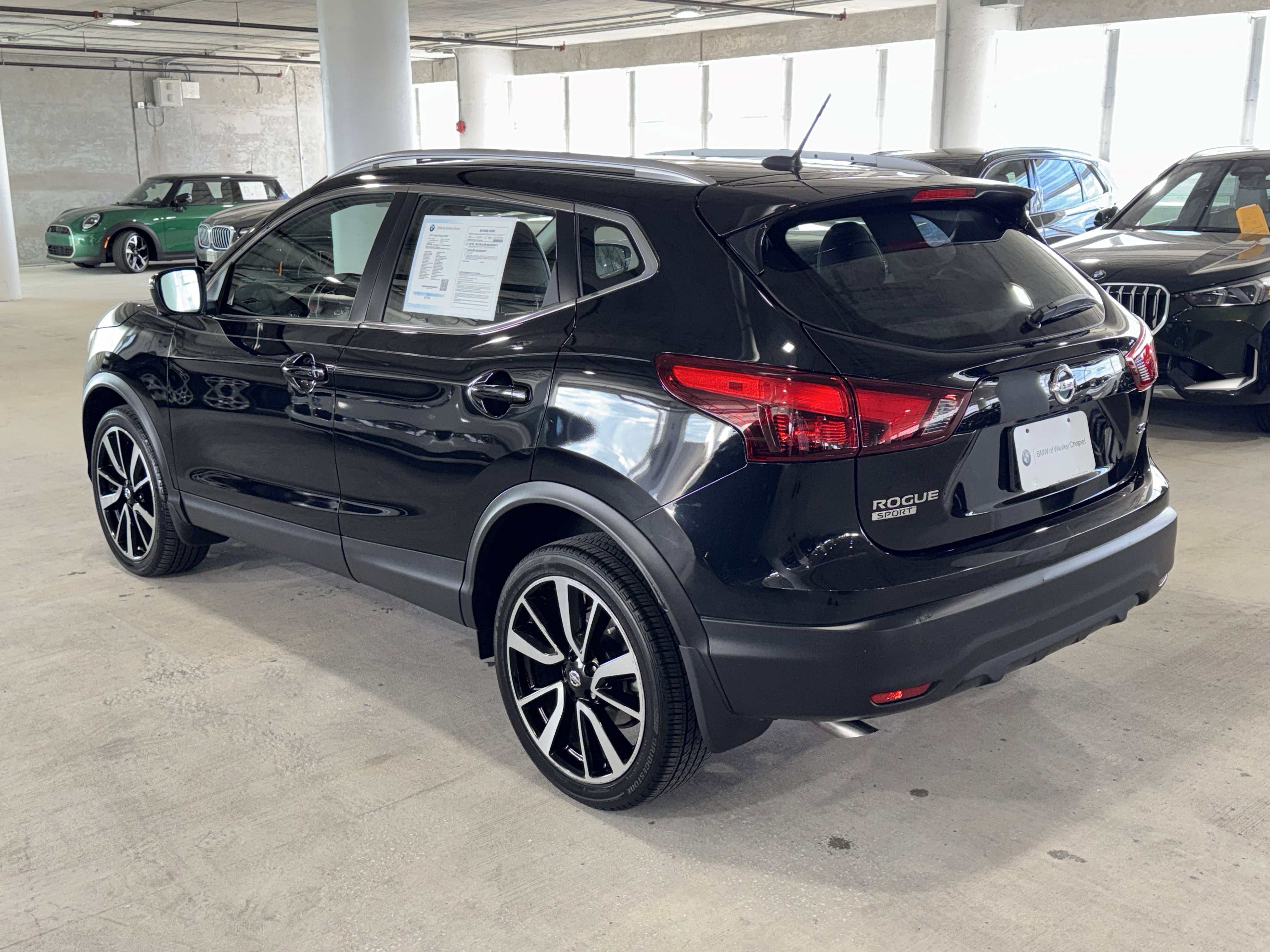 Used 2017 Nissan Rogue Sport SL w/ SL Premium Package image 6