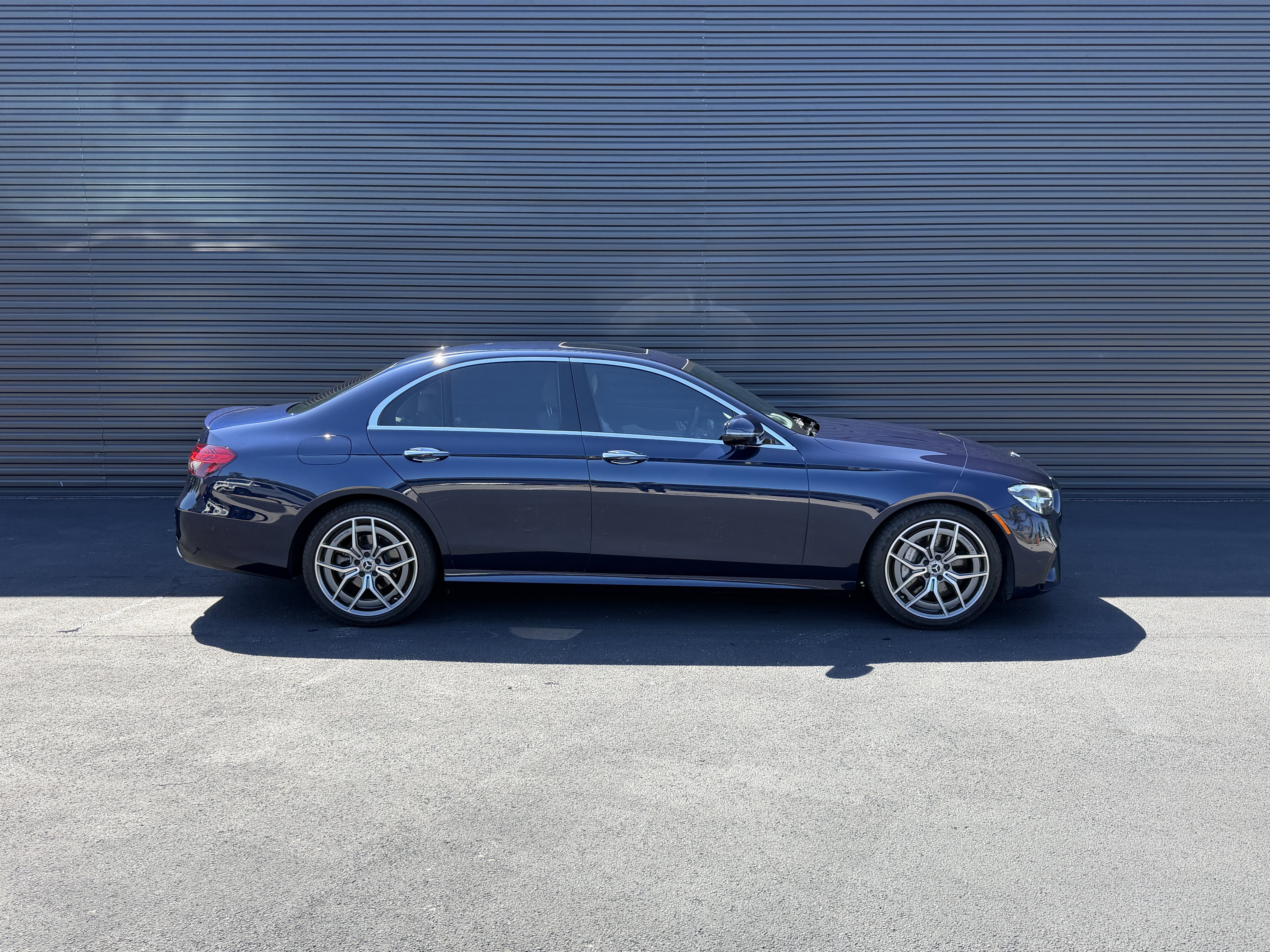 Used 2021 Mercedes-Benz E 350 Sedan image 4