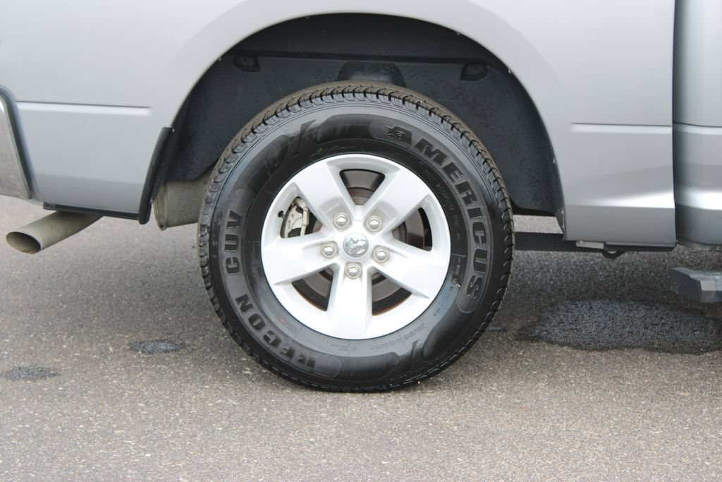 Used 2022 RAM 1500 Tradesman w/ Chrome Plus Package RWD image 13