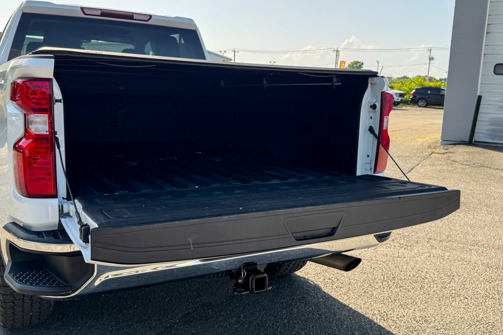 Used 2024 Chevrolet Silverado 2500 LT AWD/4WD image 22