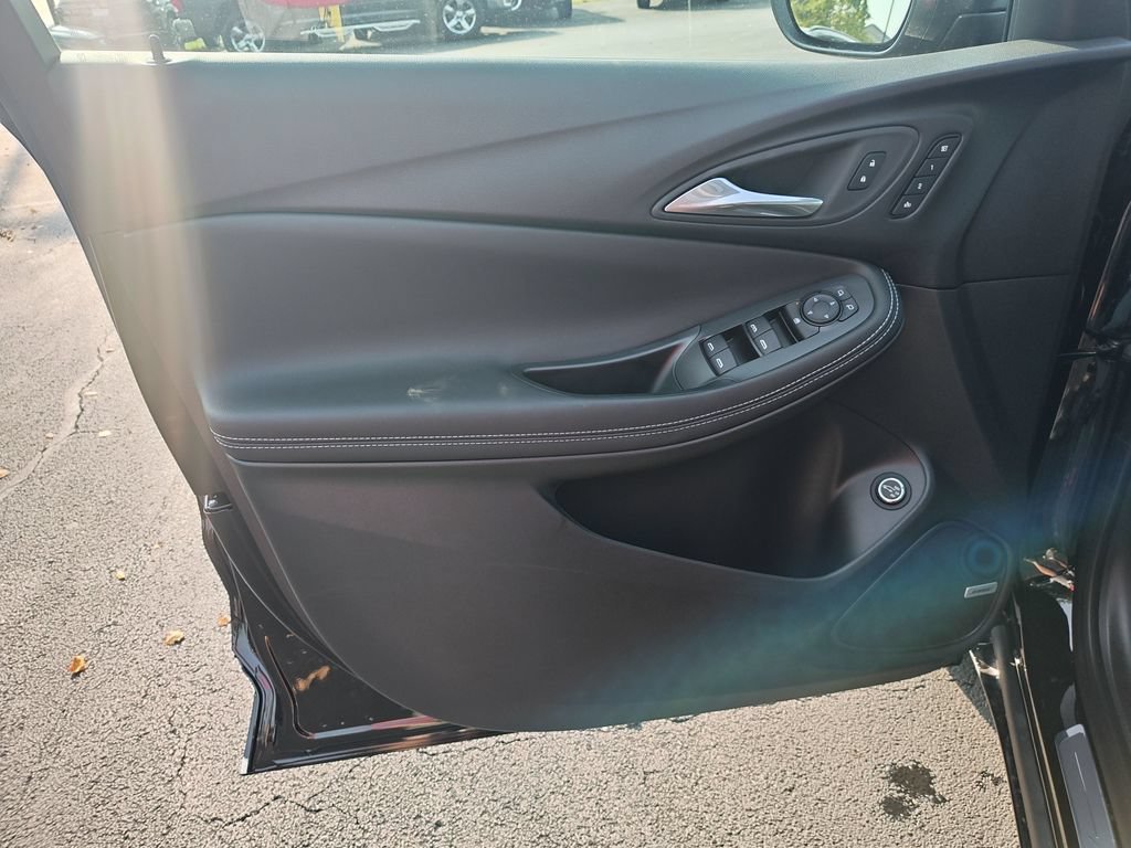 New 2026 Buick Encore GX Avenir w/ Avenir Technology Package FWD image 12