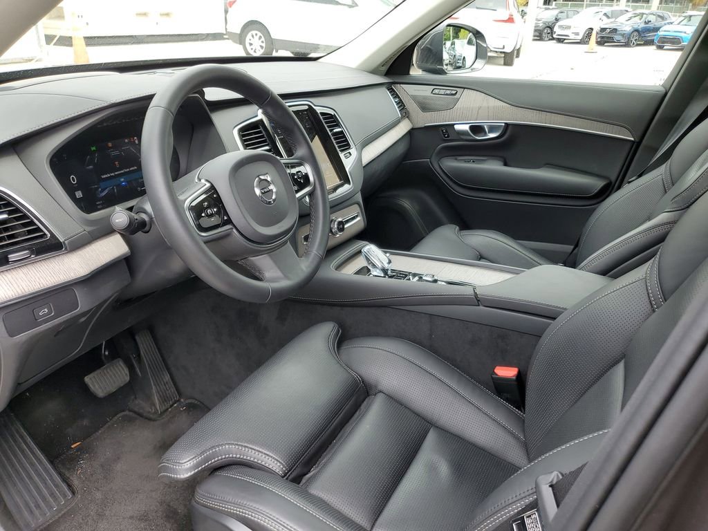 Certified 2024 Volvo XC90 B6 Ultimate image 16