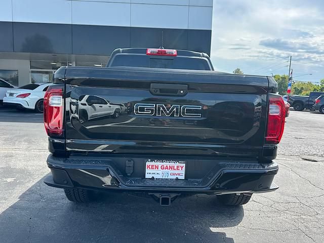 New 2026 GMC Canyon Denali w/ LPO, Denali Black Edition AWD/4WD image 4