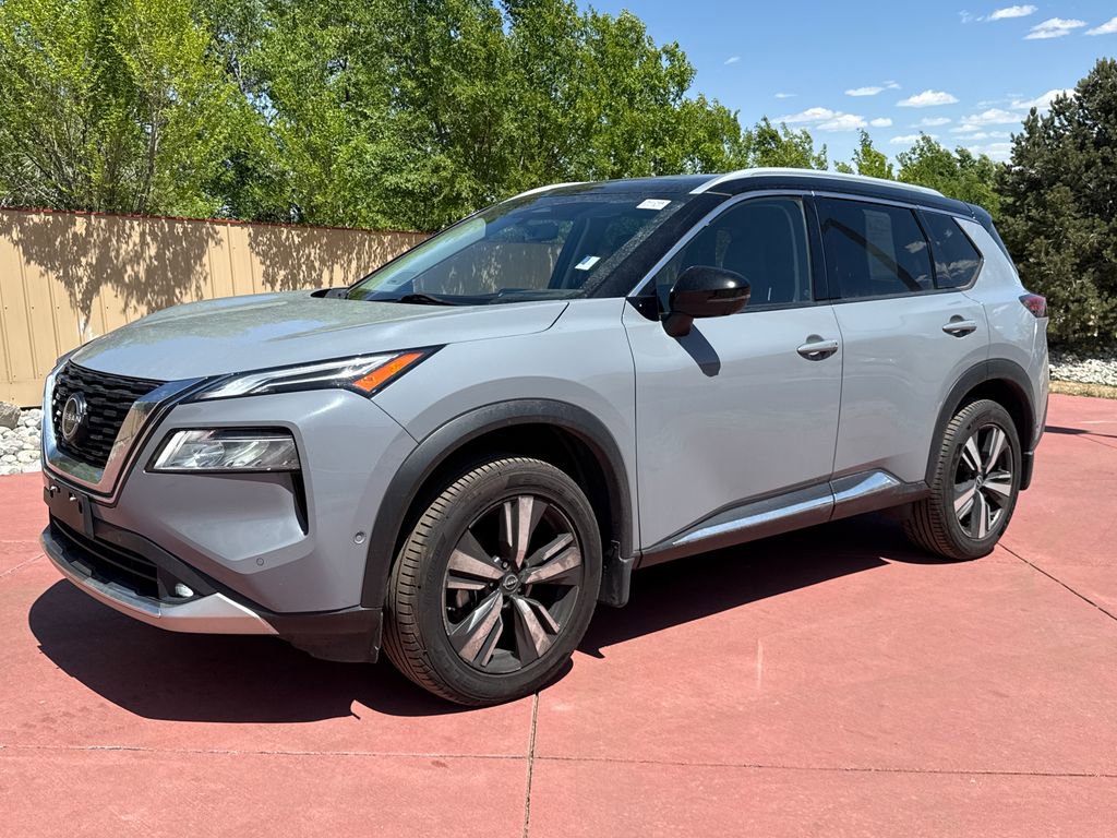 Used 2022 Nissan Rogue Platinum w/ Head-Up Display Package AWD/4WD image 3