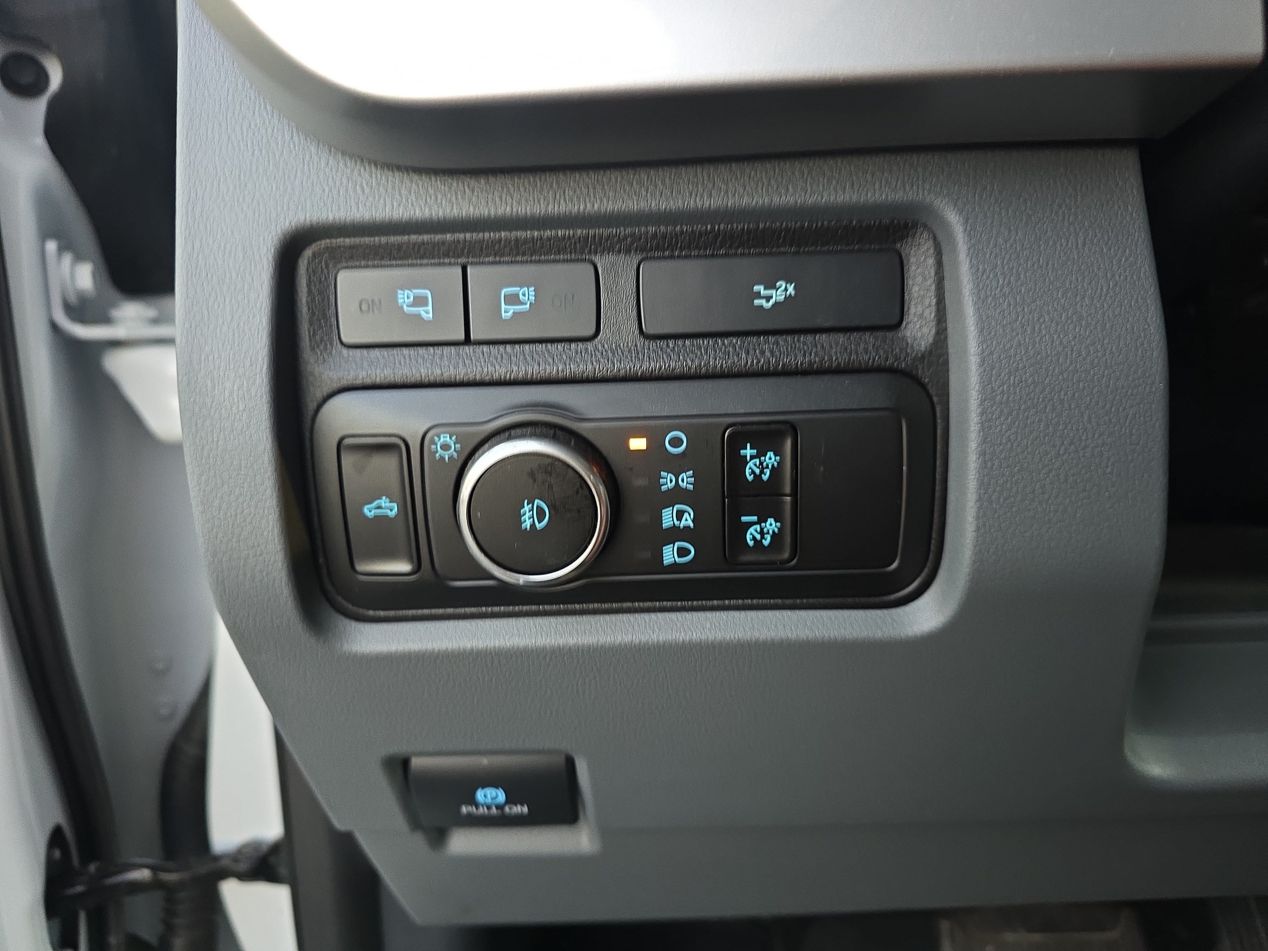 Used 2024 Ford F250 XLT w/ XLT Premium Package AWD/4WD image 25