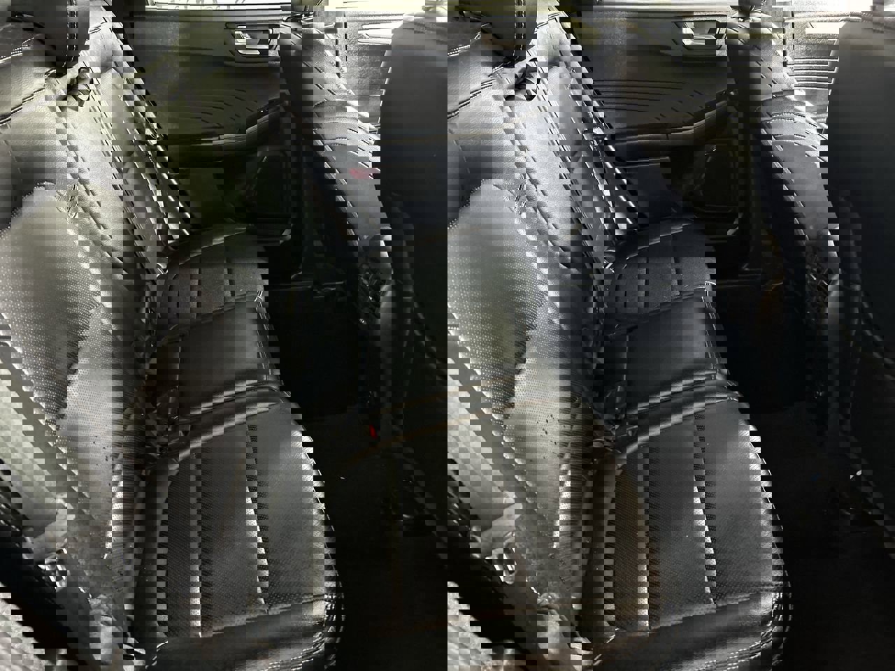 Used 2022 Ford Escape SEL image 24