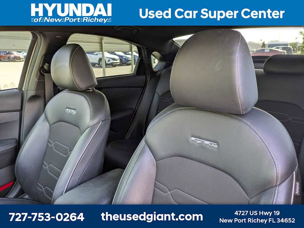 Used 2022 Kia Forte GT-Line w/ GT-Line Technology Package image 7