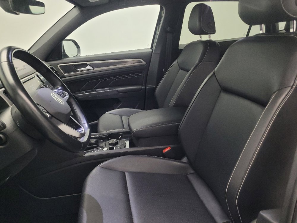 Used 2020 Volkswagen Atlas Cross Sport SEL image 17