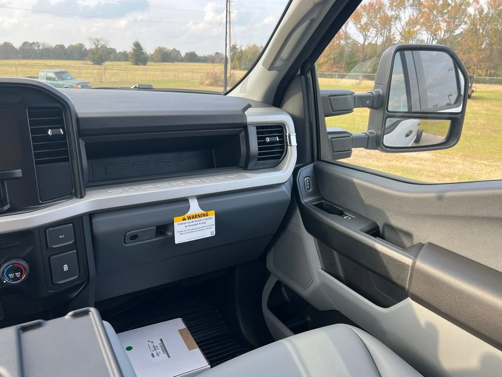 New 2026 Ford F450 XL w/ XL Chrome Package AWD/4WD image 20