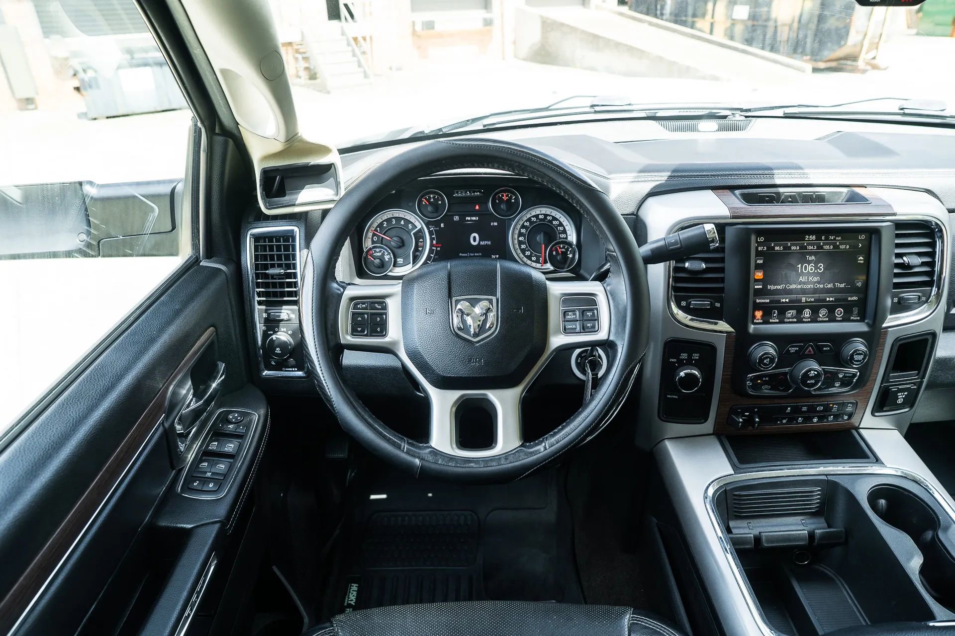 Used 2016 RAM 3500 Laramie w/ Sport Appearance Group AWD/4WD image 34