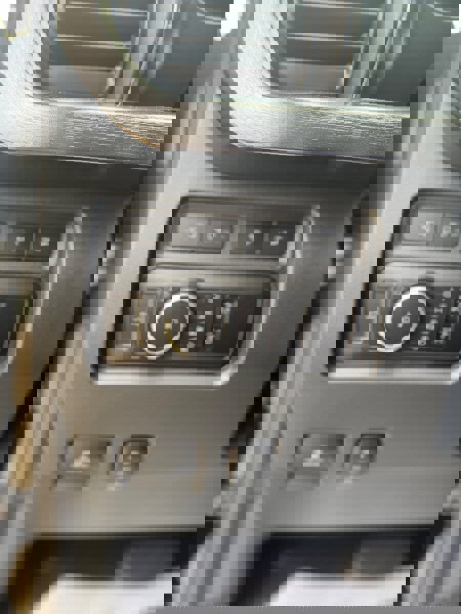 New 2023 Ford F250 Lariat w/ Lariat Ultimate Package image 36