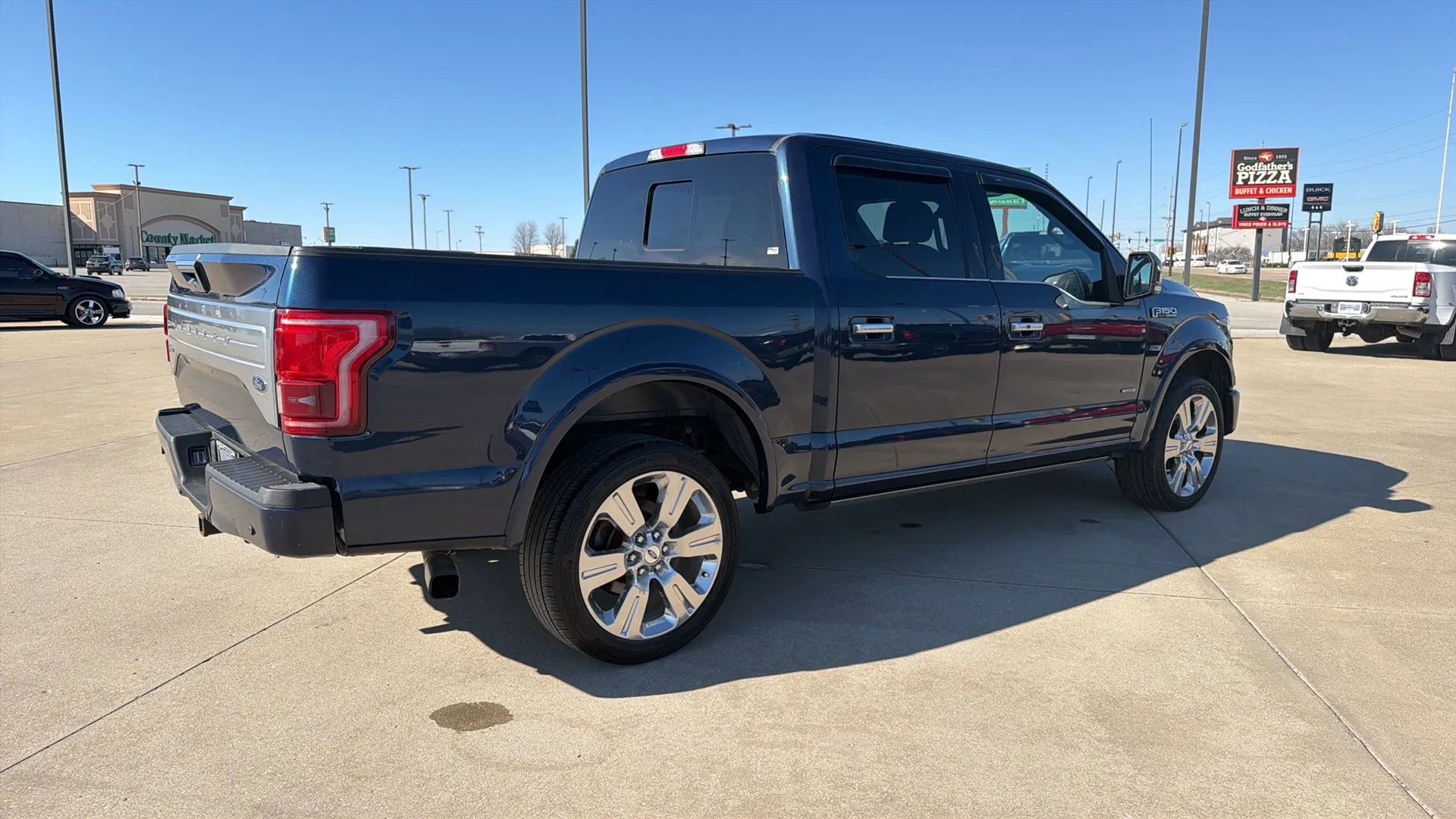 Used 2016 Ford F150 Limited w/ Trailer Tow Package image 21