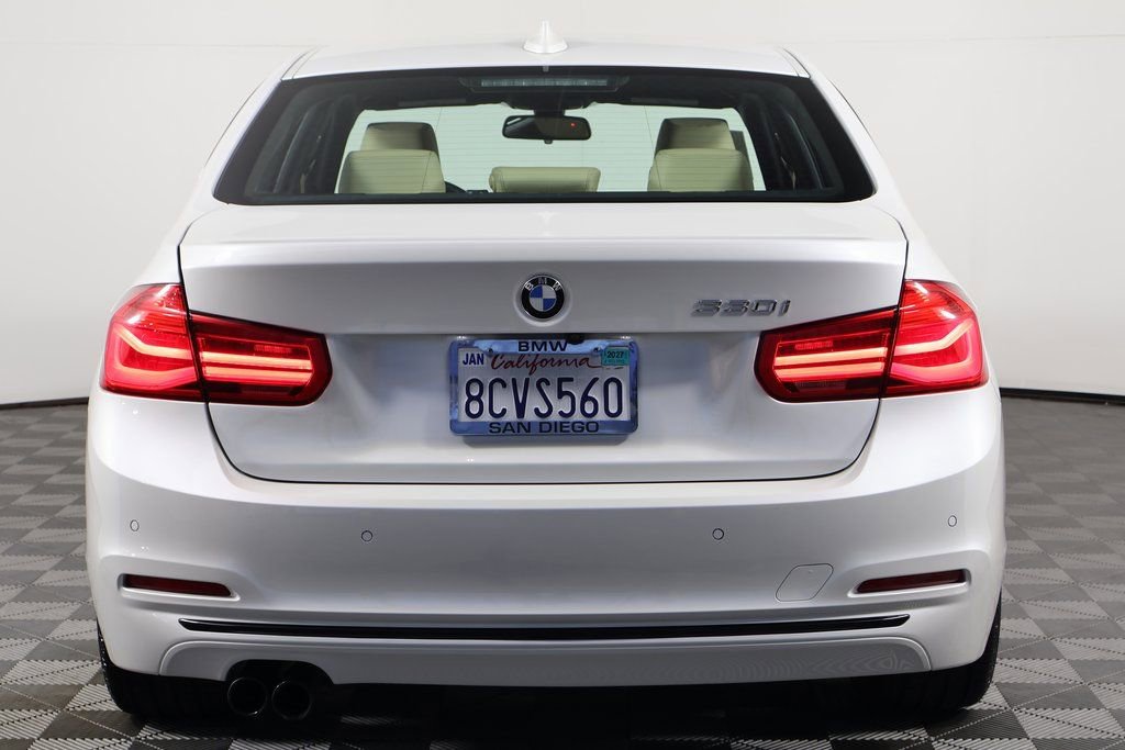 Used 2018 BMW 330i Sedan RWD image 5