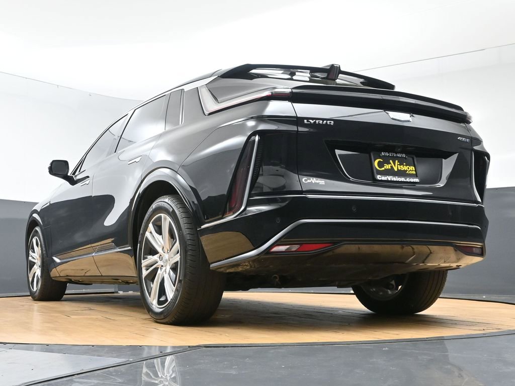 Used 2024 Cadillac Lyriq Tech RWD image 53