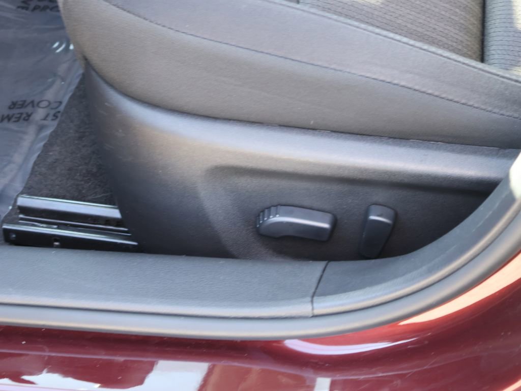 Used 2025 Nissan Altima 2.5 SV FWD image 23