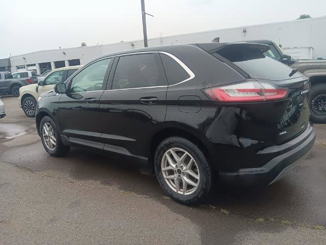 Certified 2023 Ford Edge SEL image 3