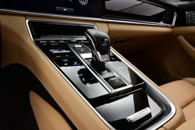 Certified 2023 Porsche Panamera 4S AWD/4WD image 11