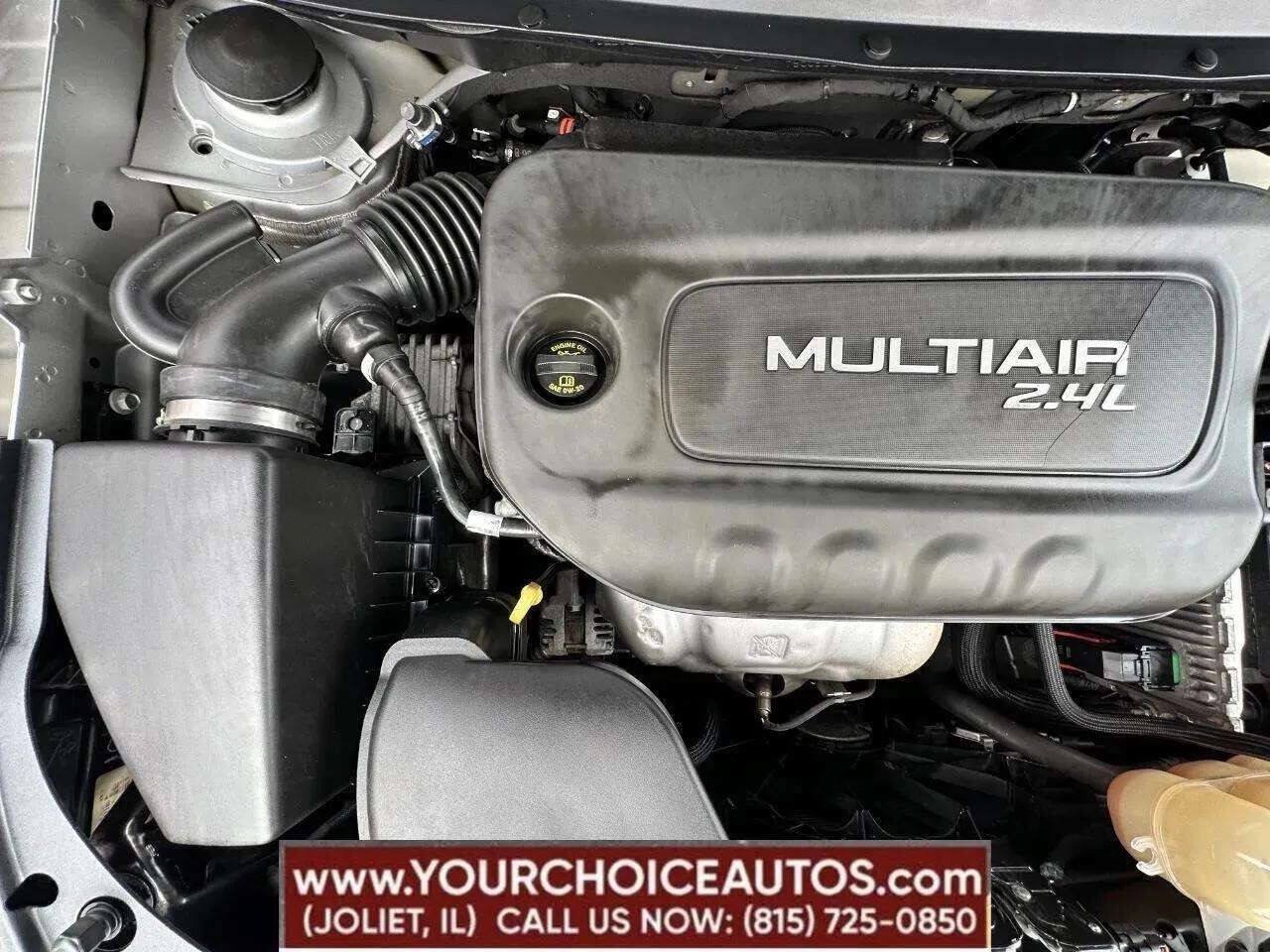 Used 2019 Jeep Cherokee Latitude w/ Popular Appearance Group AWD/4WD image 51
